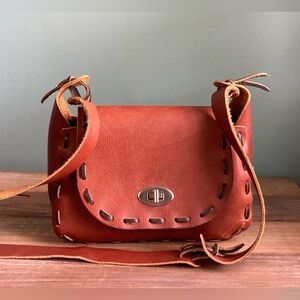 Handcrafted Leather Saddle Bag Turn Lock